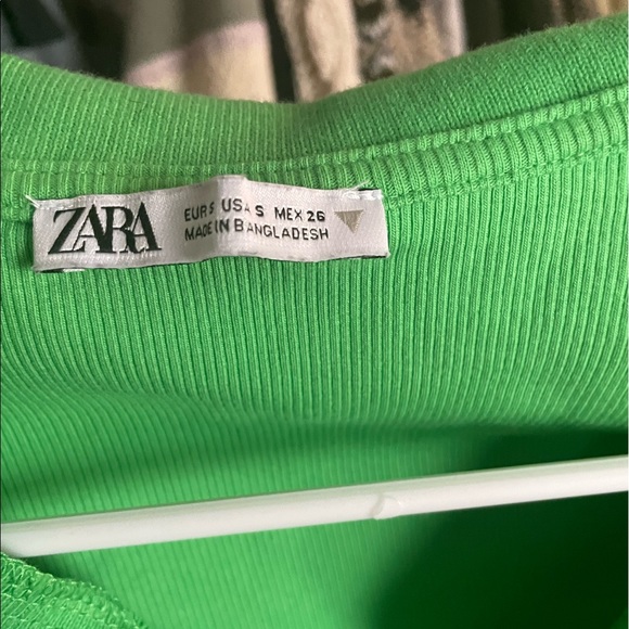 zara cropped green top - Picture 2 of 3